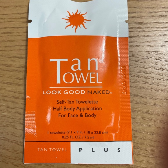 The TanTowel Plus Self Tan Towelettes Half Body Application Lot of 6 New Fresh - Picture 2 of 3